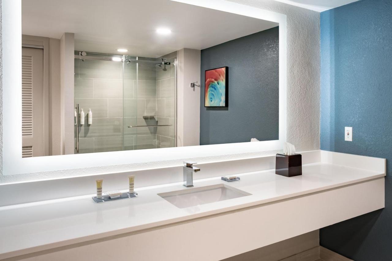 Station touristique Hilton Beachfront &